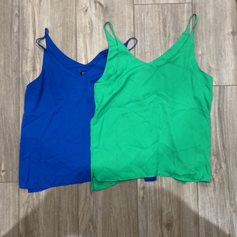 Stella Luce Blue and Green tops 2 for 10$